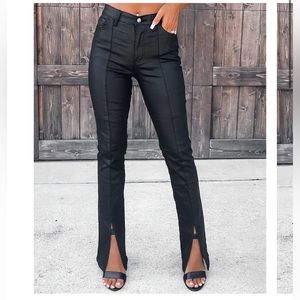 Leather pleated slit pants
